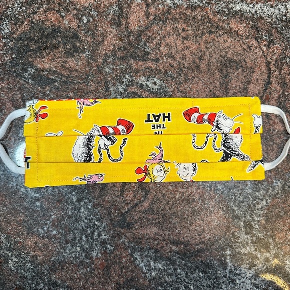 Handmade reusable face mask- adult size - Picture 2 of 3